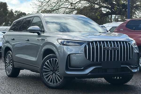 2026 OMODA JAECOO J8