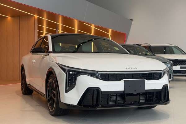 2025 Kia K4